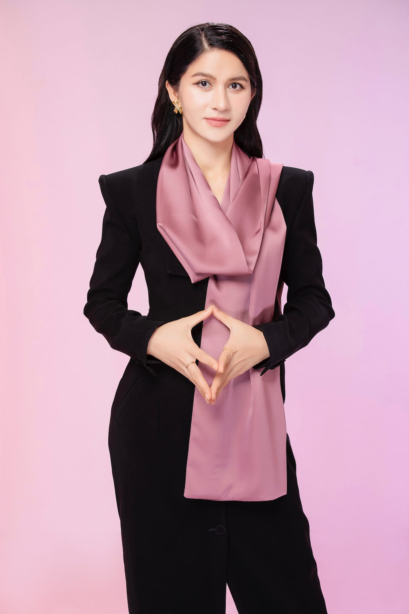 CEO Trương Ái Hân